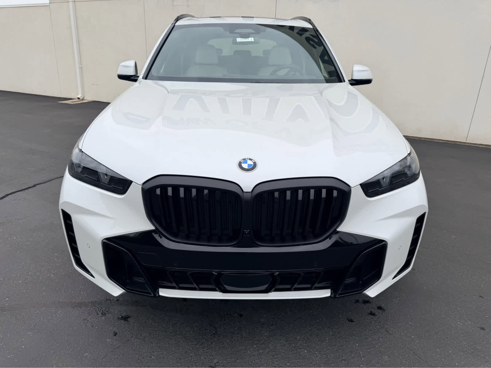 New 2026 BMW X5 xDrive40i w/ Executive Package image 2