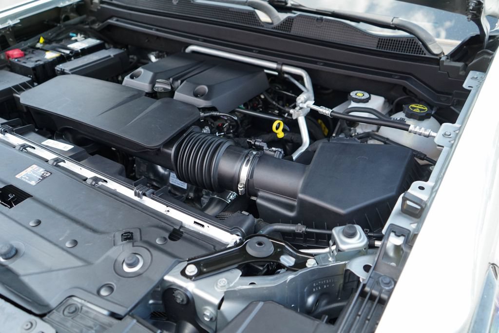 Used 2025 Chevrolet Colorado W/T RWD image 37