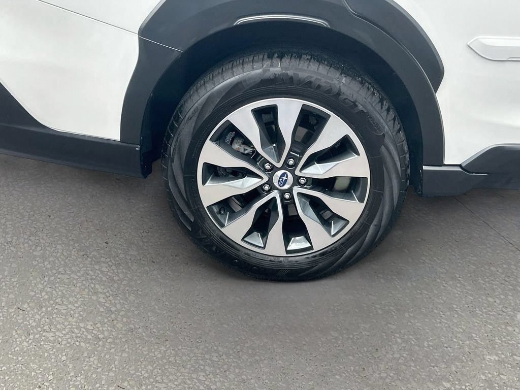 Used 2025 Subaru Outback Touring XT AWD/4WD image 32