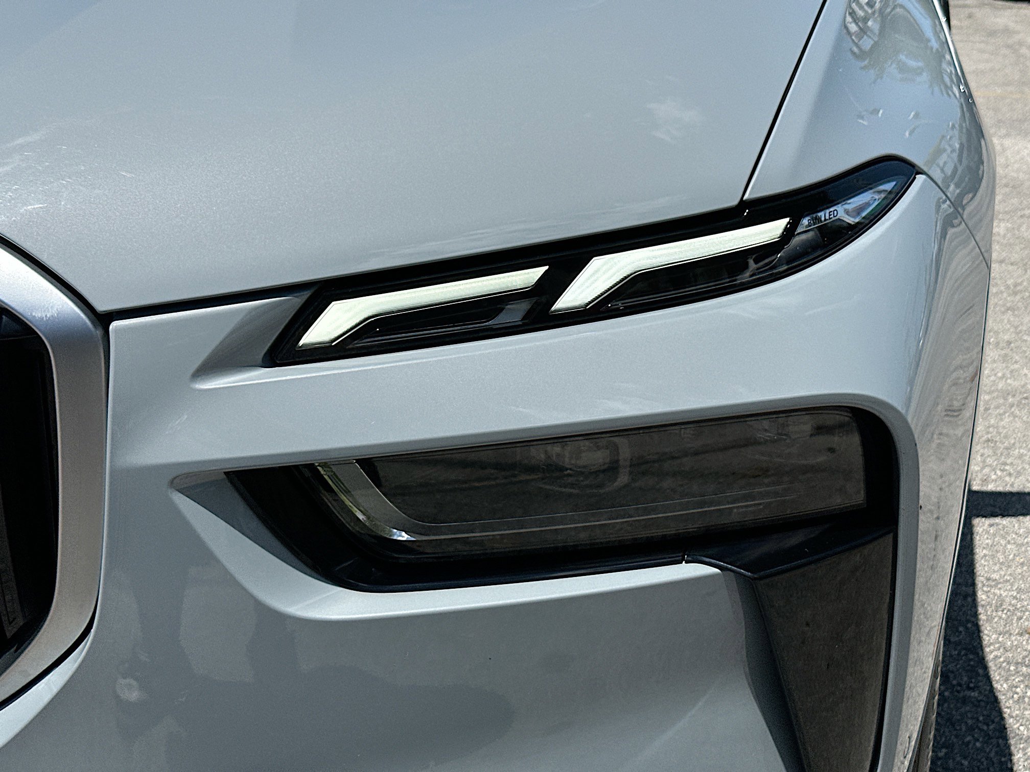Certified 2024 BMW X7 M60i AWD/4WD image 32