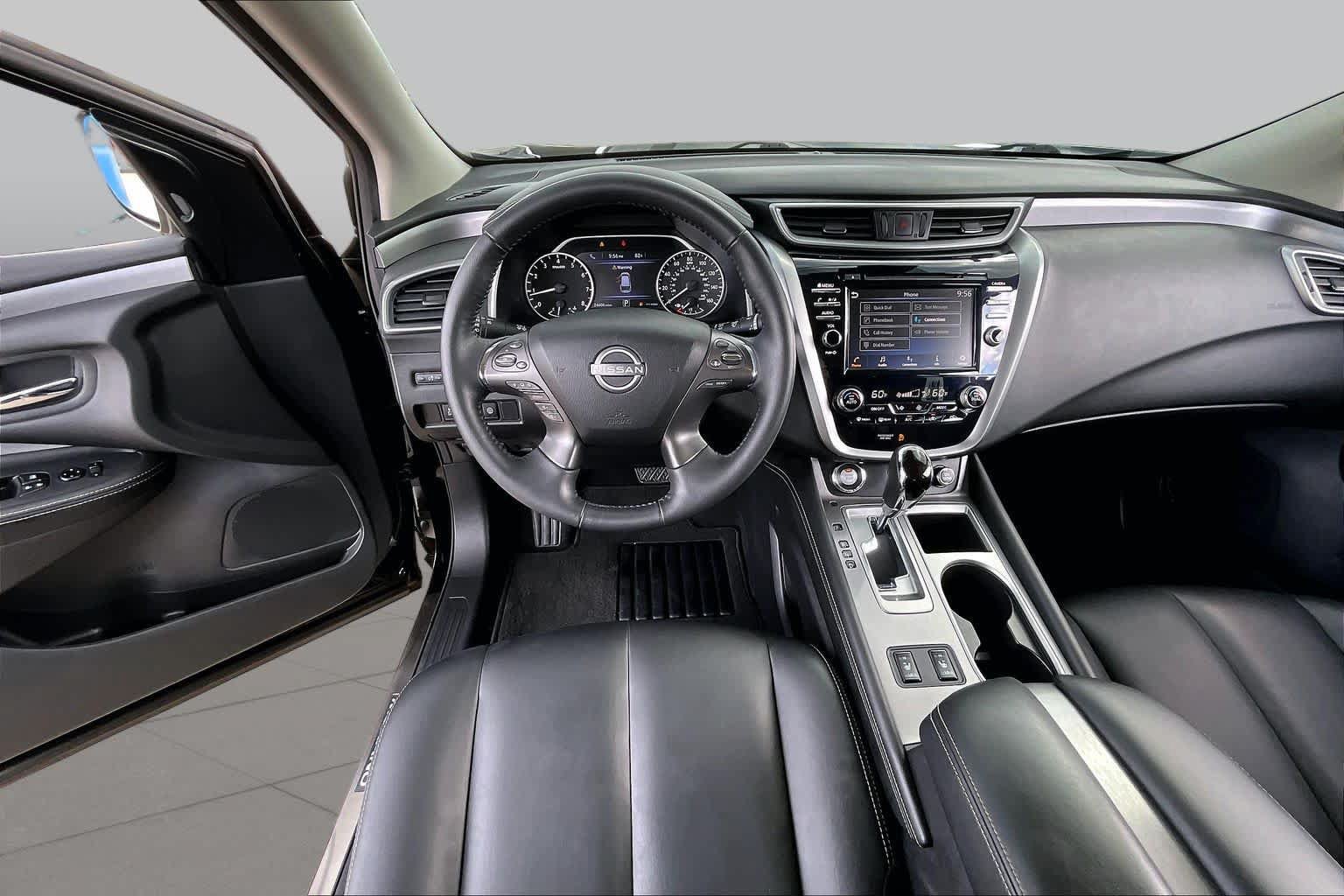 Used 2023 Nissan Murano SV w/ SV Midnight Edition Package FWD image 6
