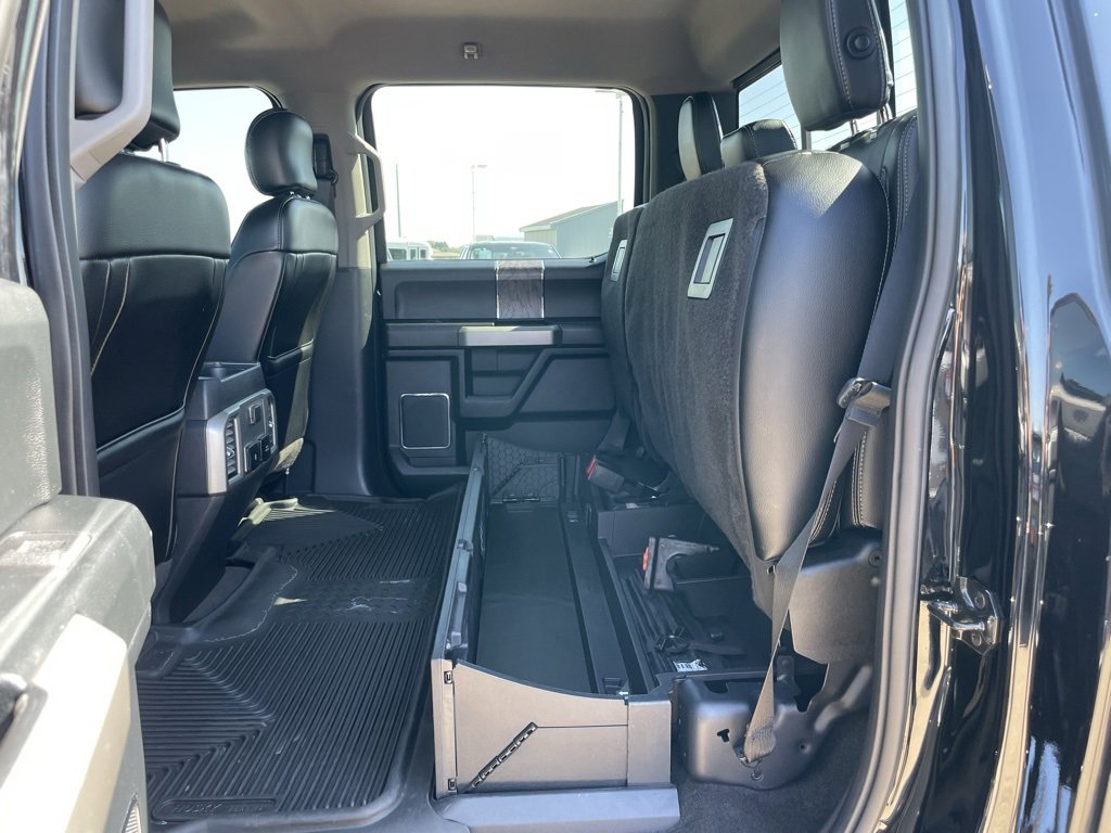 Used 2017 Ford F250 Lariat w/ Chrome Package image 57