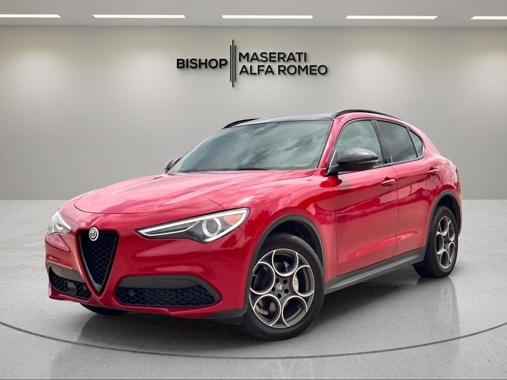 Used 2021 Alfa Romeo Stelvio Sprint w/ Nero Edizione AWD/4WD image 2