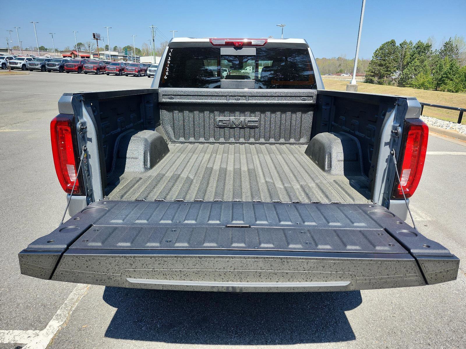 New 2026 GMC Sierra 1500 AT4 image 7