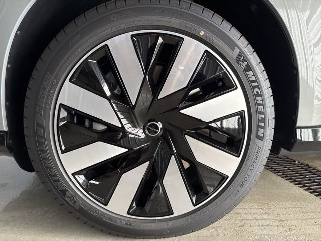 New 2025 Volvo EX90 Plus image 5