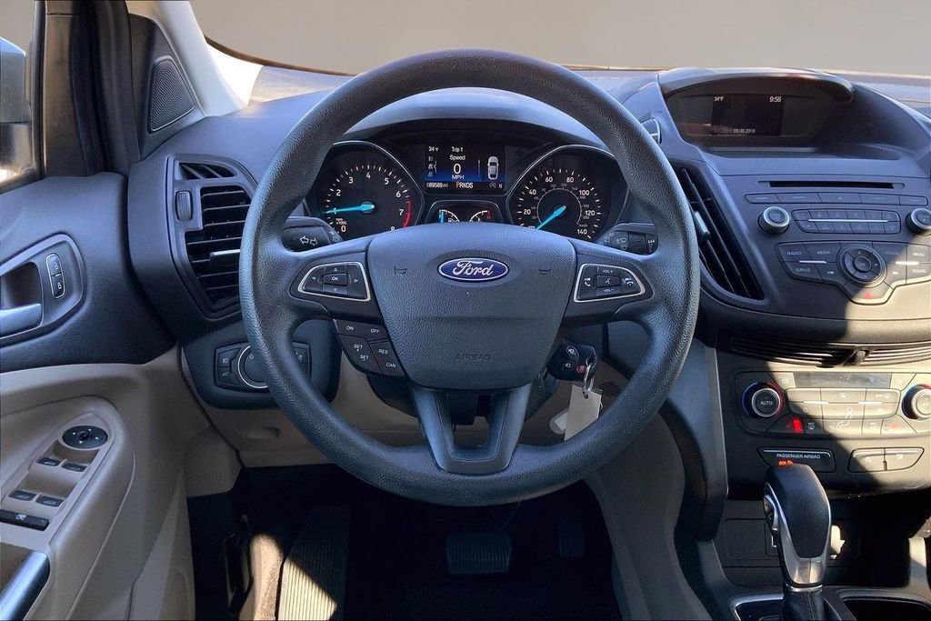 Used 2018 Ford Escape SE image 5