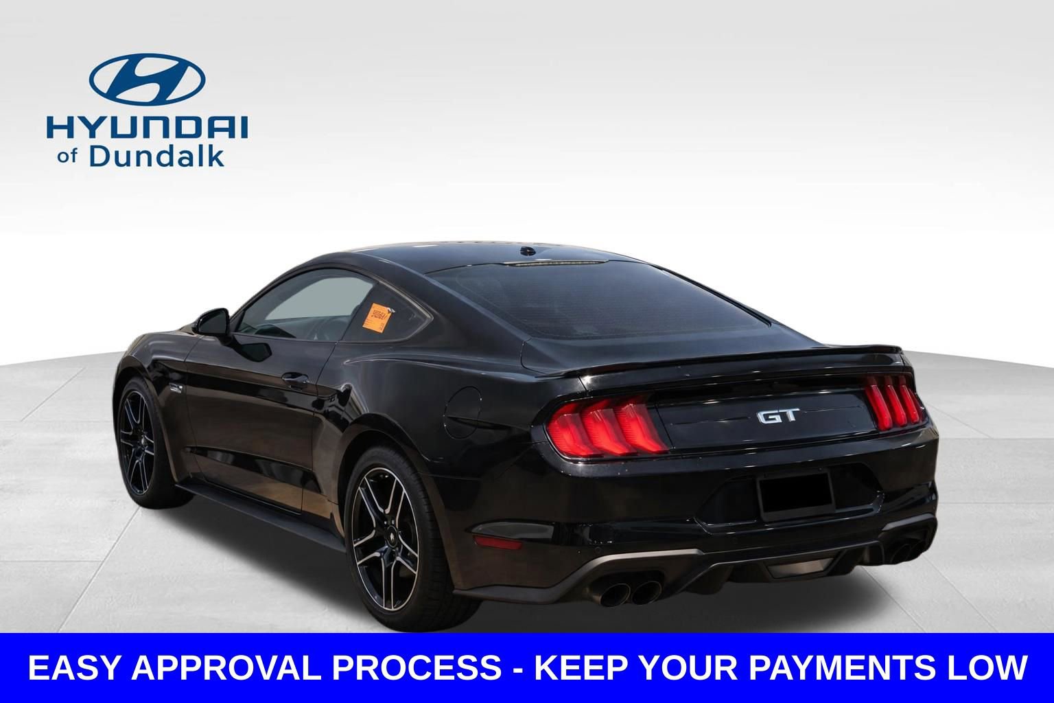 Used 2018 Ford Mustang GT Premium RWD image 3