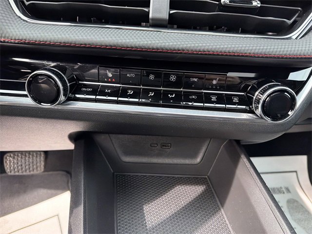 Used 2026 Chevrolet Equinox RS image 22