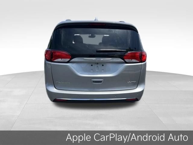 Used 2018 Chrysler Pacifica Limited FWD image 6