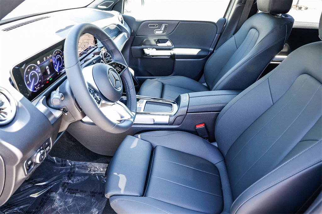 New 2025 Mercedes-Benz EQB 300 300 image 19