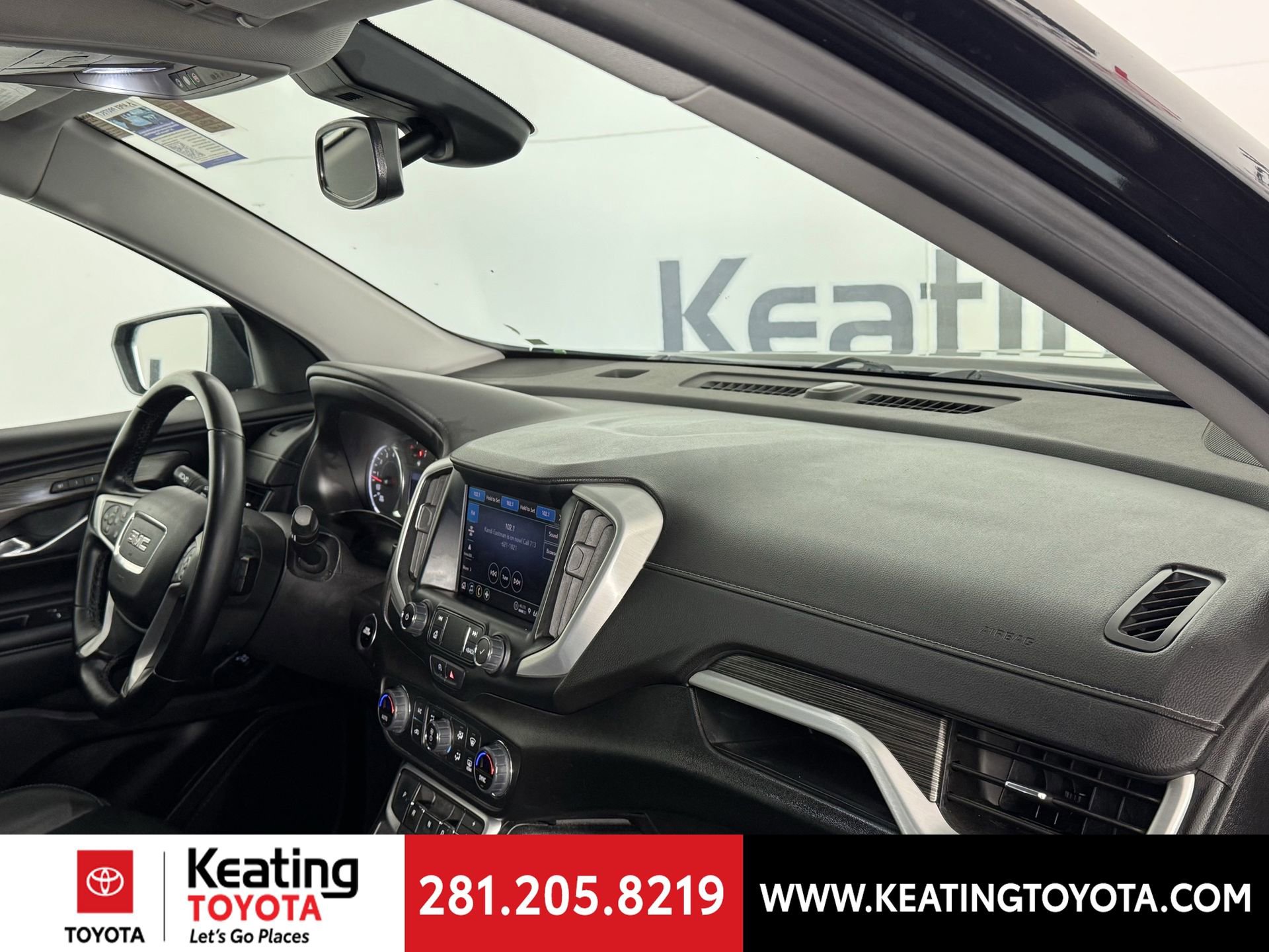 Used 2024 GMC Terrain SLT image 20