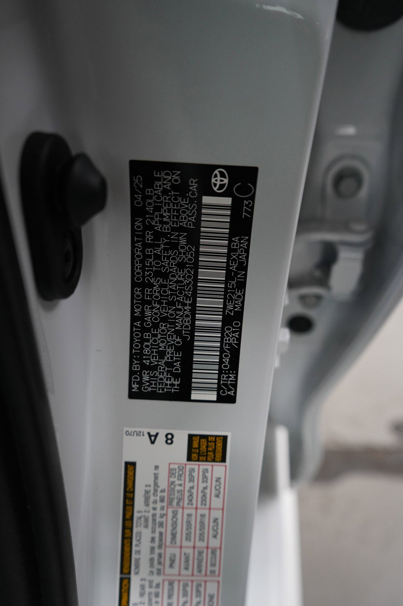 Used 2025 Toyota Corolla LE image 22