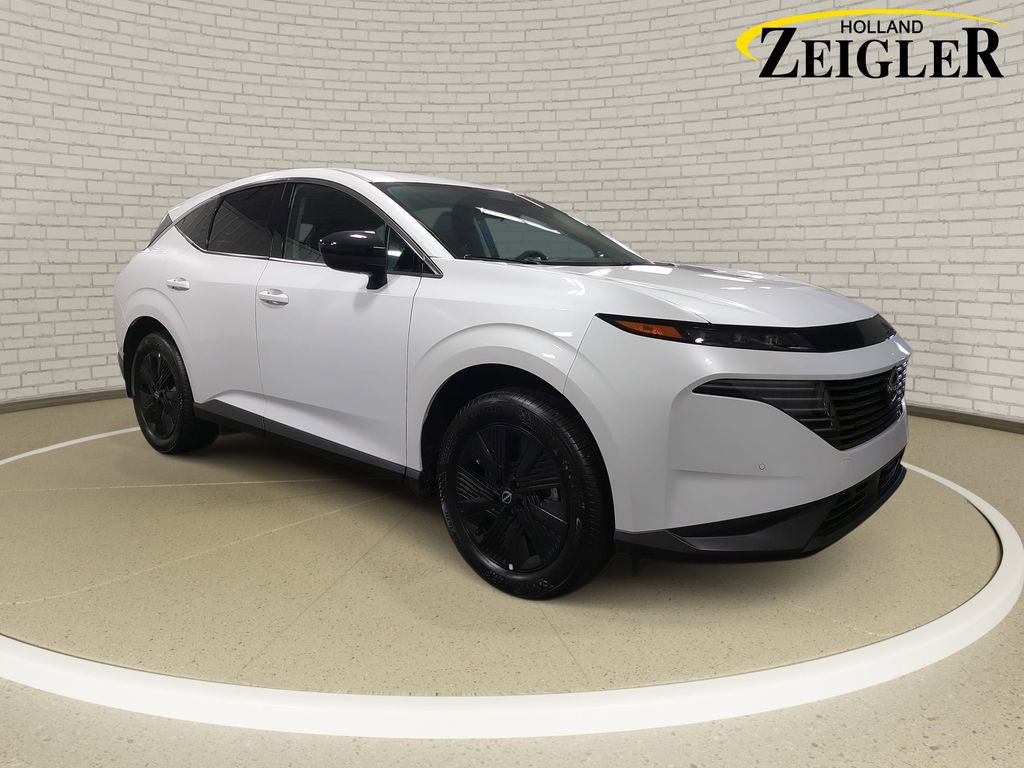 Certified 2025 Nissan Murano SV w/ Cargo Package image 3