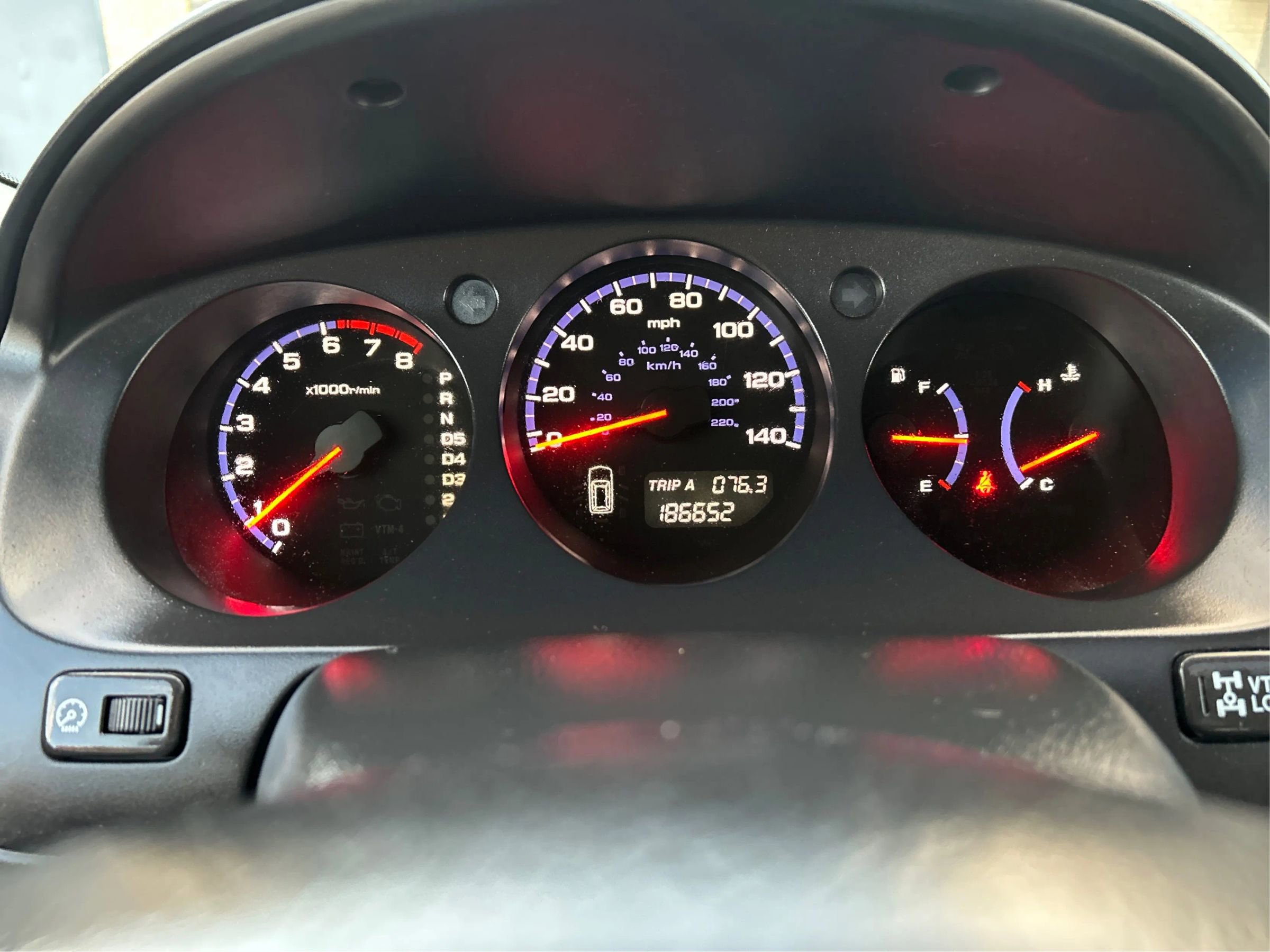 Used 2004 Acura MDX Touring image 17