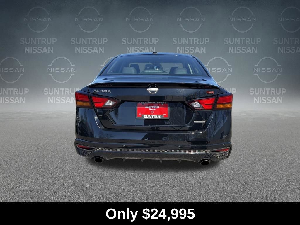 Used 2024 Nissan Altima 2.0 SR image 4