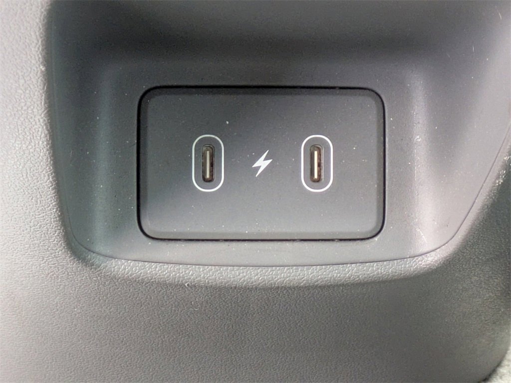 Used 2024 Hyundai Elantra SEL image 14