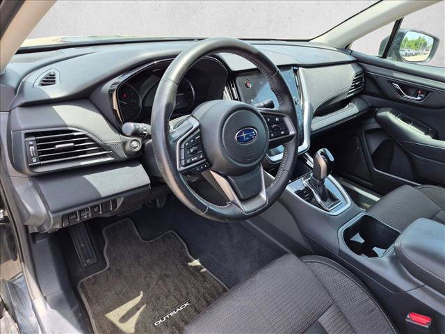 Used 2024 Subaru Outback Premium AWD/4WD image 9