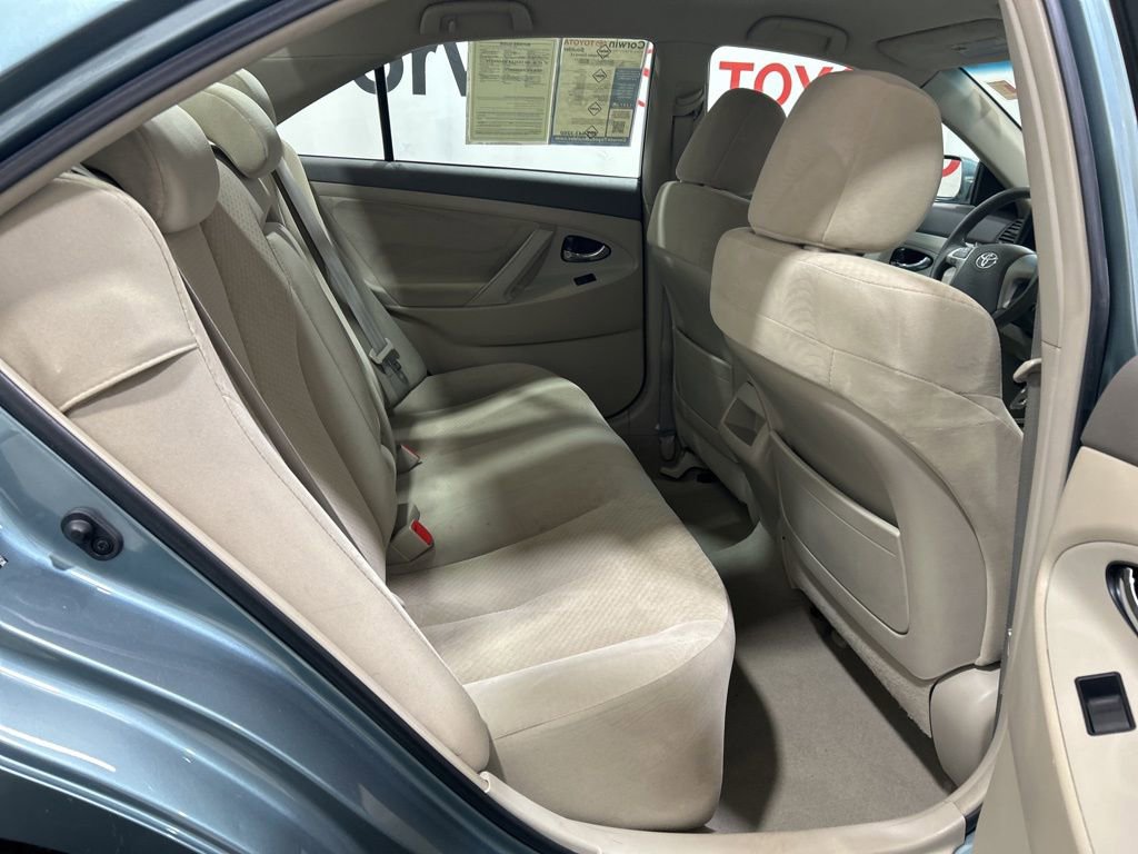 Used 2009 Toyota Camry LE image 16