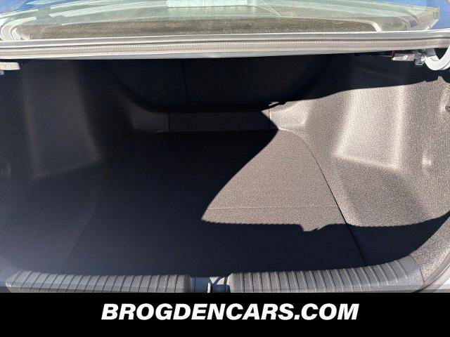 New 2026 Honda Accord EX-L image 9