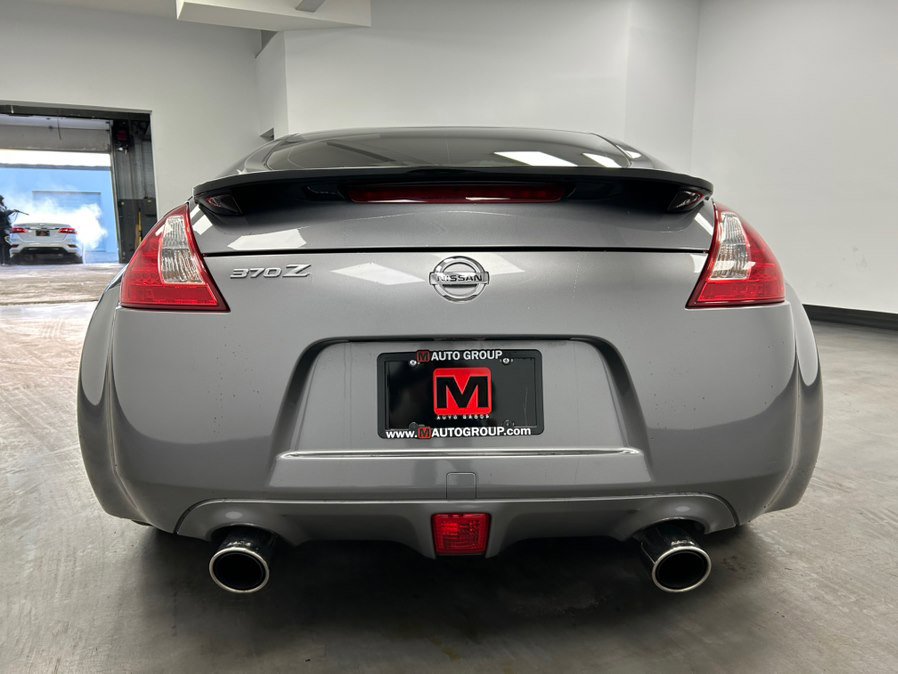 Used 2016 Nissan 370Z Touring Sport image 6