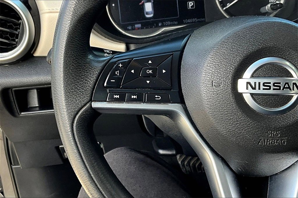 Used 2021 Nissan Versa SV image 16