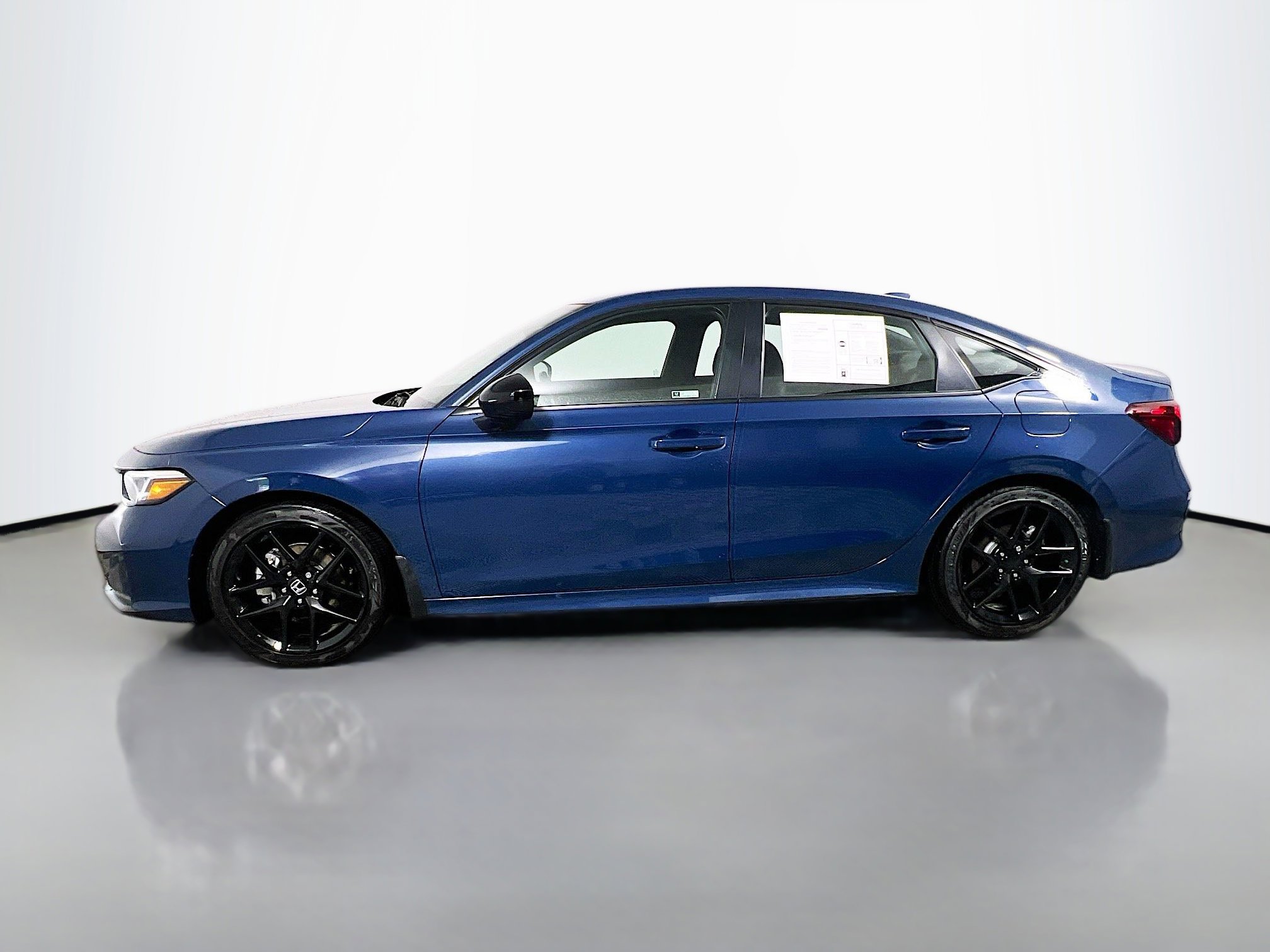 Used 2025 Honda Civic Sport image 9