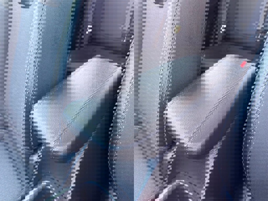 Used 2023 Buick Encore GX Select w/ Sport Touring Package image 26