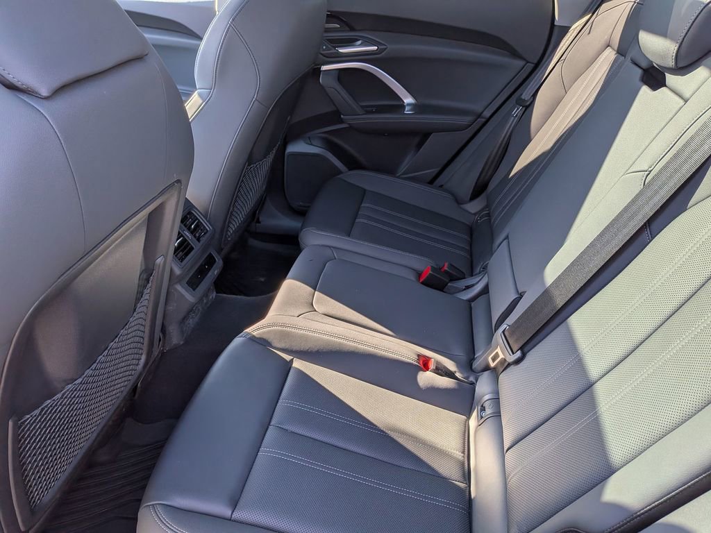 Used 2025 Audi Q5 Premium Plus w/ Premium Plus image 30