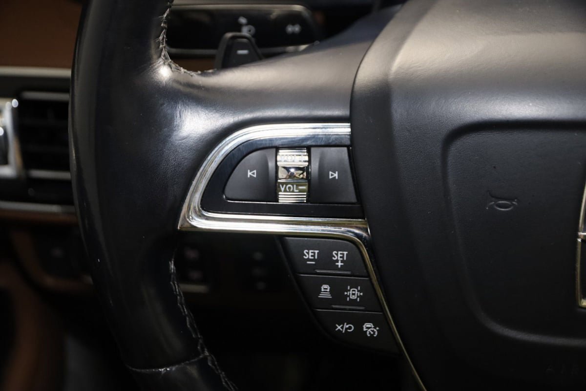 Used 2022 Lincoln Navigator Reserve image 41