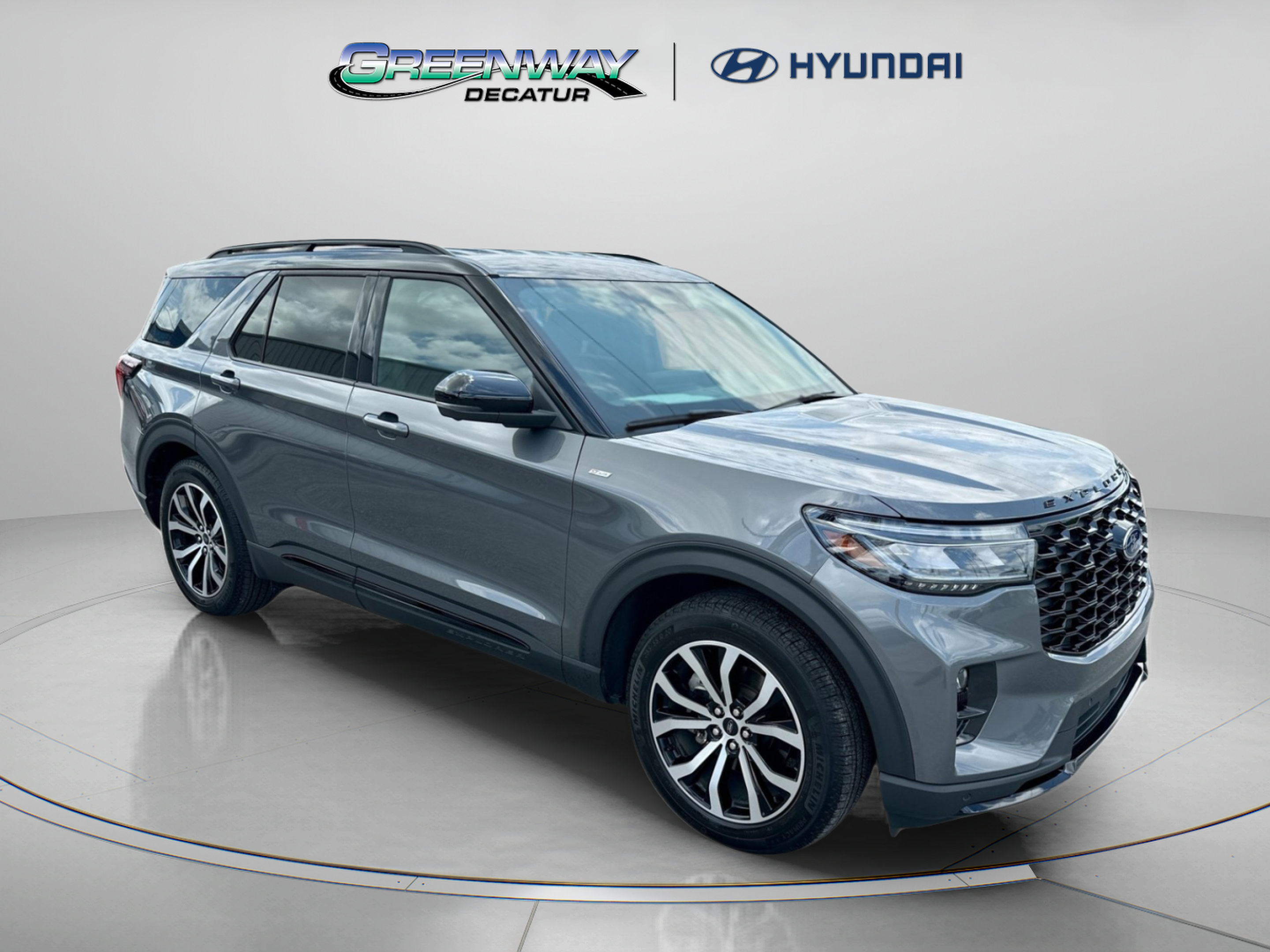 Used 2025 Ford Explorer ST-Line