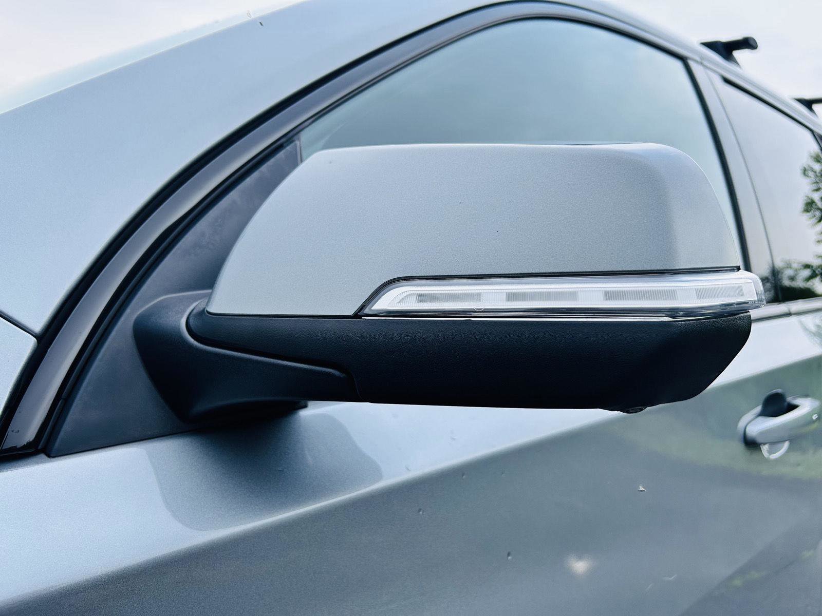 Used 2023 Chevrolet Traverse RS image 21