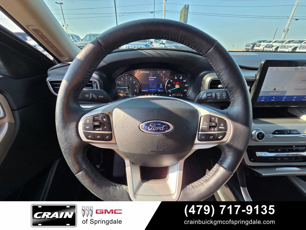 Used 2023 Ford Explorer XLT w/ Equipment Group 202A AWD/4WD image 14
