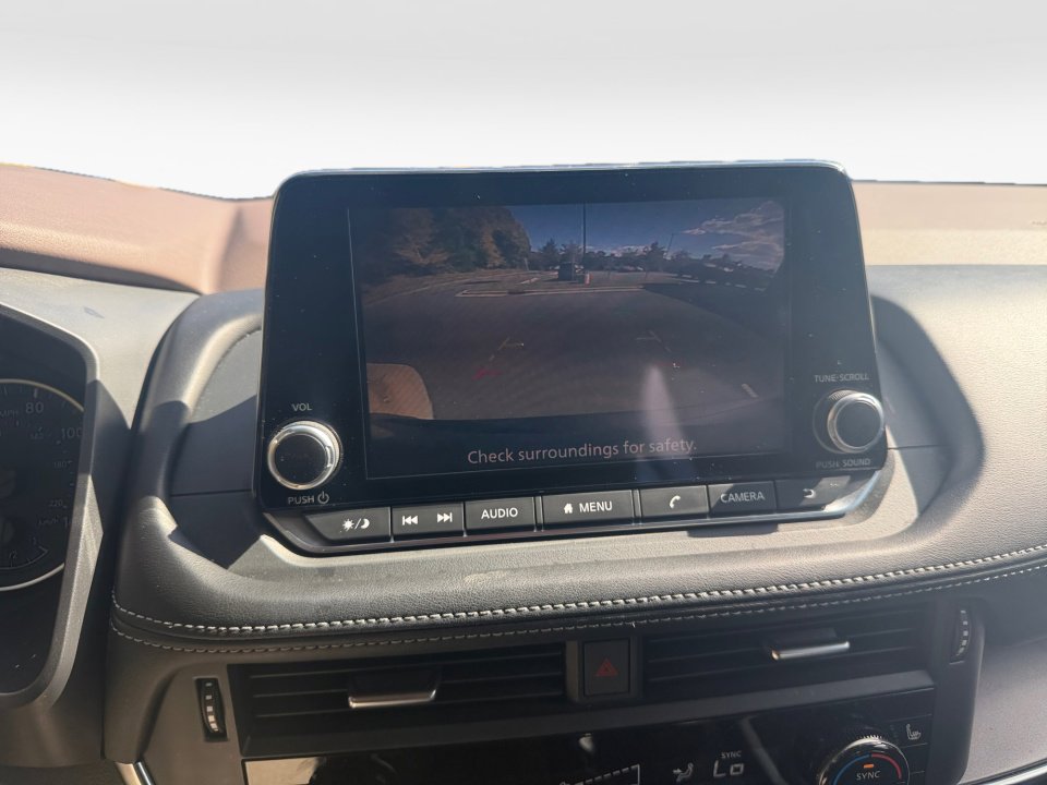 Used 2023 Nissan Rogue SV w/ SV Premium Package image 20