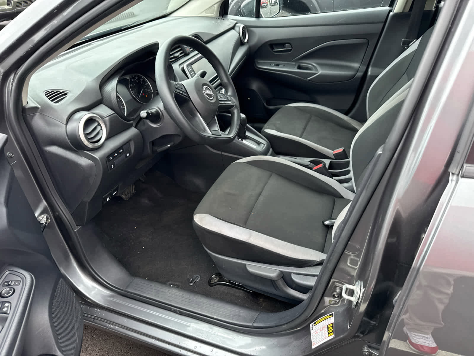 Used 2025 Nissan Versa S w/ S Plus Package FWD image 5