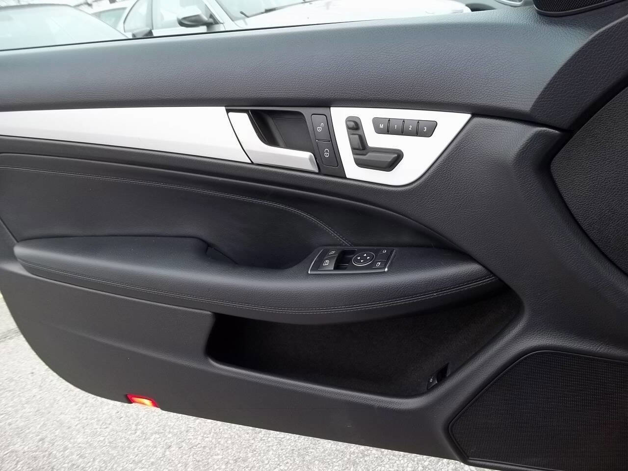 Used 2013 Mercedes-Benz C 250 Coupe image 9