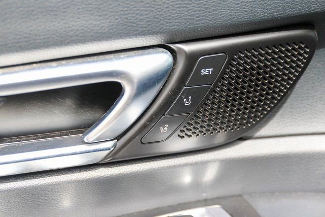 Used 2024 Kia Telluride SX Prestige image 11