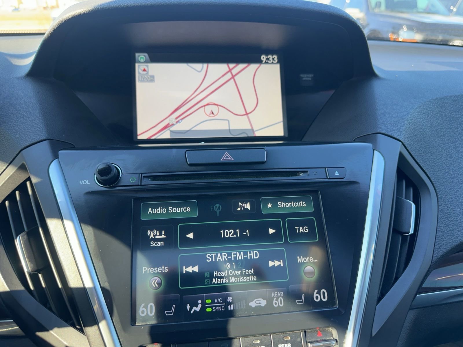 Used 2015 Acura MDX SH-AWD w/ Technology Package image 18