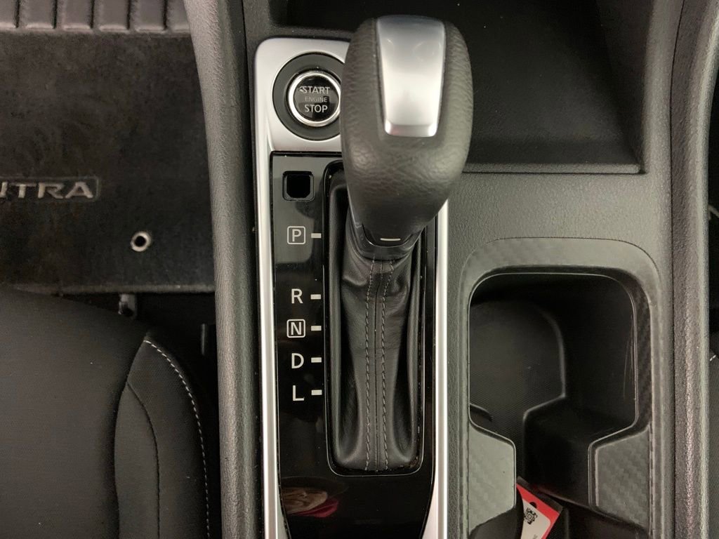 Used 2022 Nissan Sentra SV FWD image 14