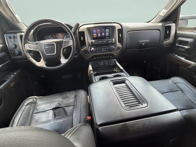 Used 2018 GMC Sierra 3500 Denali w/ Duramax Plus Package AWD/4WD image 17