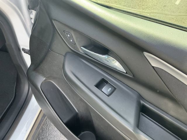 Used 2023 Chevrolet Bolt LT FWD image 23