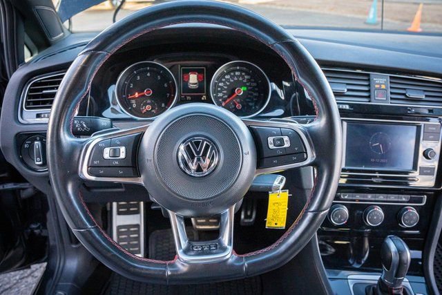 Used 2018 Volkswagen GTI S image 16
