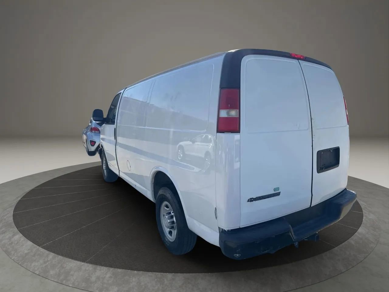 Used 2015 Chevrolet Express 2500 w/ Cold Climate Package image 2