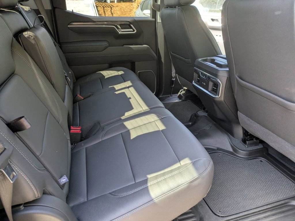 Used 2025 Chevrolet Silverado 1500 LTZ w/ LTZ Convenience Package II image 29