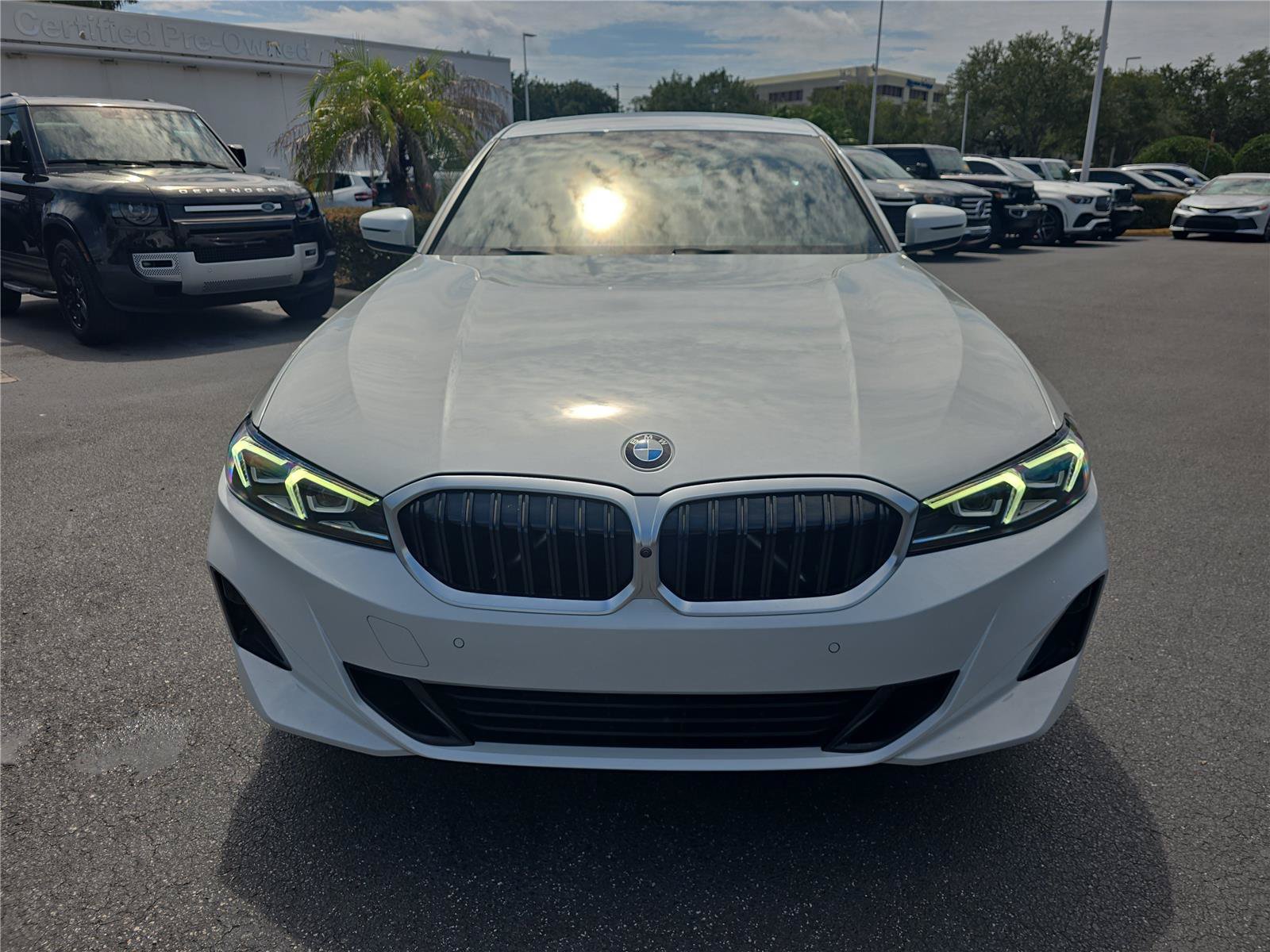 Used 2023 BMW 330i Sedan w/ Premium Package RWD image 7