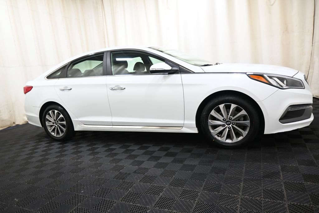 Used 2017 Hyundai Sonata Sport w/ Value Edition Package 02 FWD image 17