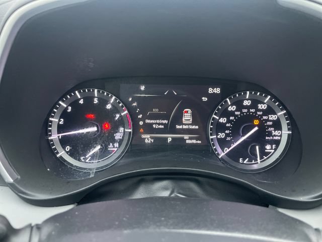 Used 2021 Toyota Highlander XLE AWD/4WD image 9