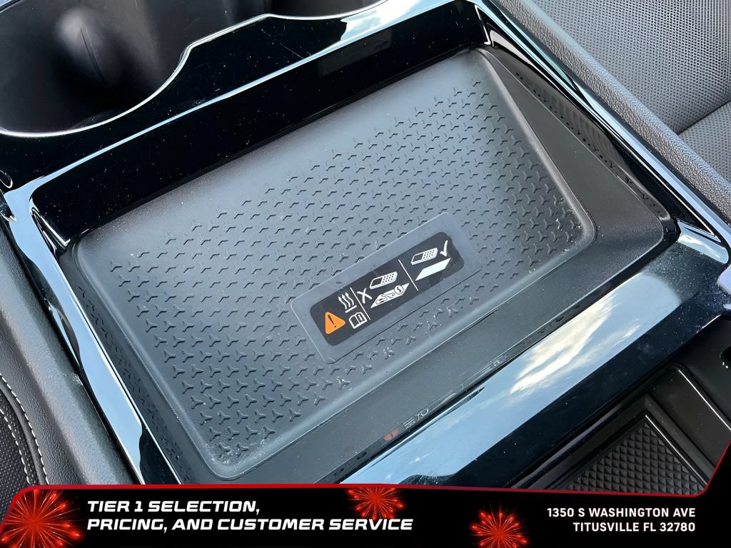Used 2024 Chevrolet Blazer EV LT AWD/4WD image 36