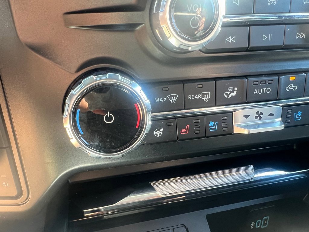 Used 2024 Ford F250 Lariat image 9