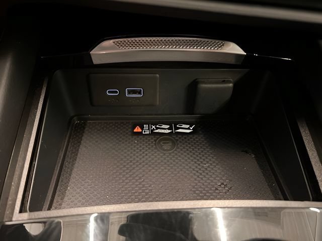 Certified 2025 Buick Envision Sport Touring AWD/4WD image 30