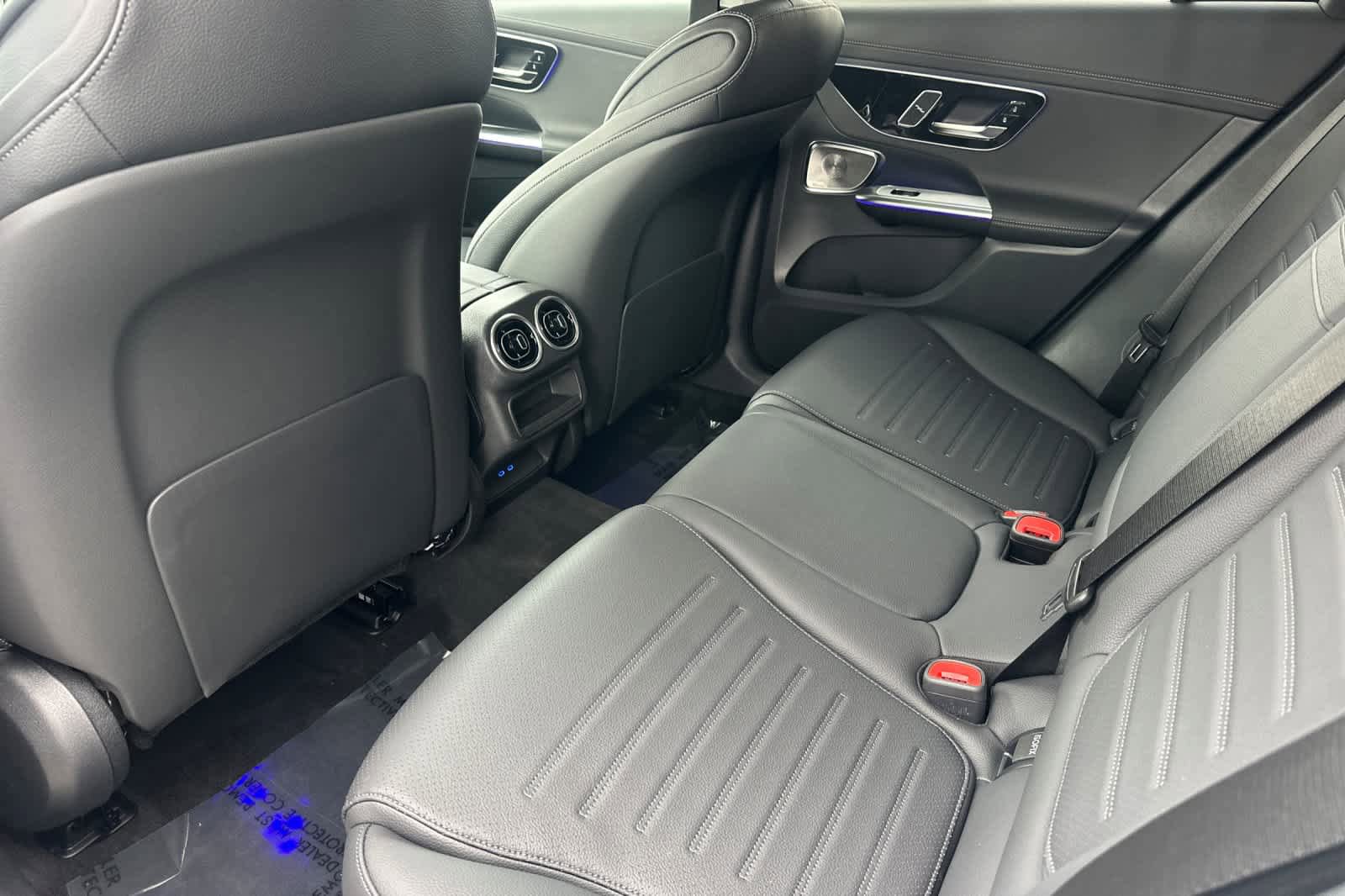 New 2026 Mercedes-Benz GLC 300 4MATIC image 11